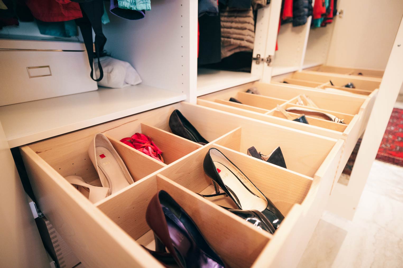 Eigene Schubladen für Schuhe